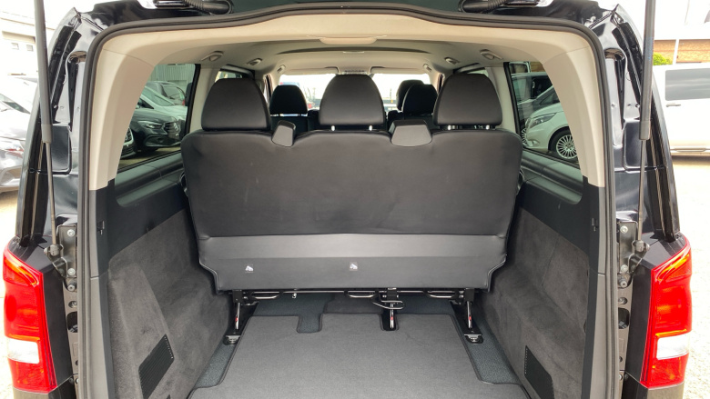 Mercedes-Benz Vito Tourer L3 Diesel Rwd 114 CDI Pro 9-Seater 9G-Tronic